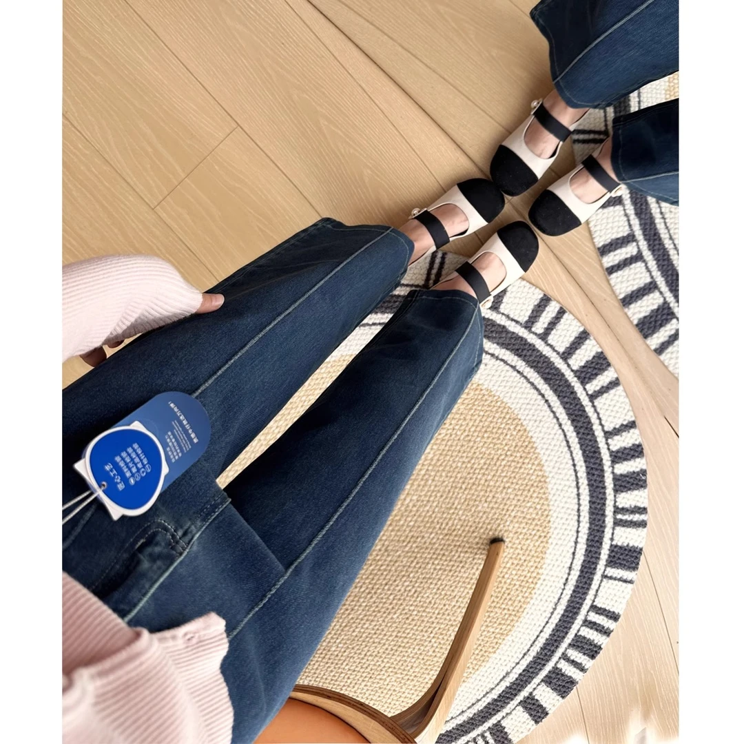 深蓝色直筒牛仔裤女秋季新款大码高腰宽松显瘦阔腿裤梨形身材裤子