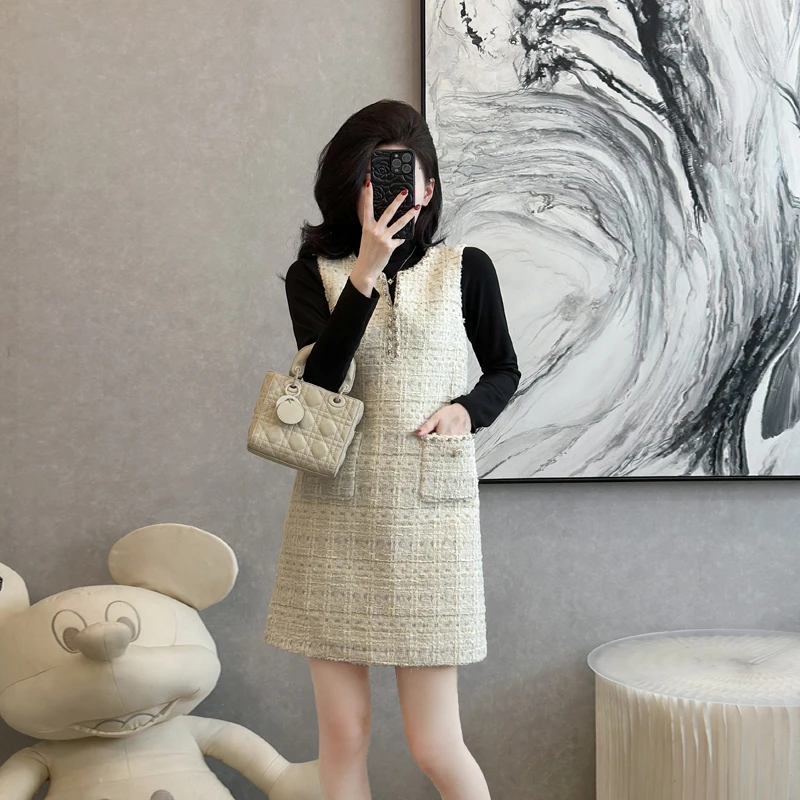 法式小香风背心连衣裙女秋冬2024新款高级感气质显瘦裙子两件套装