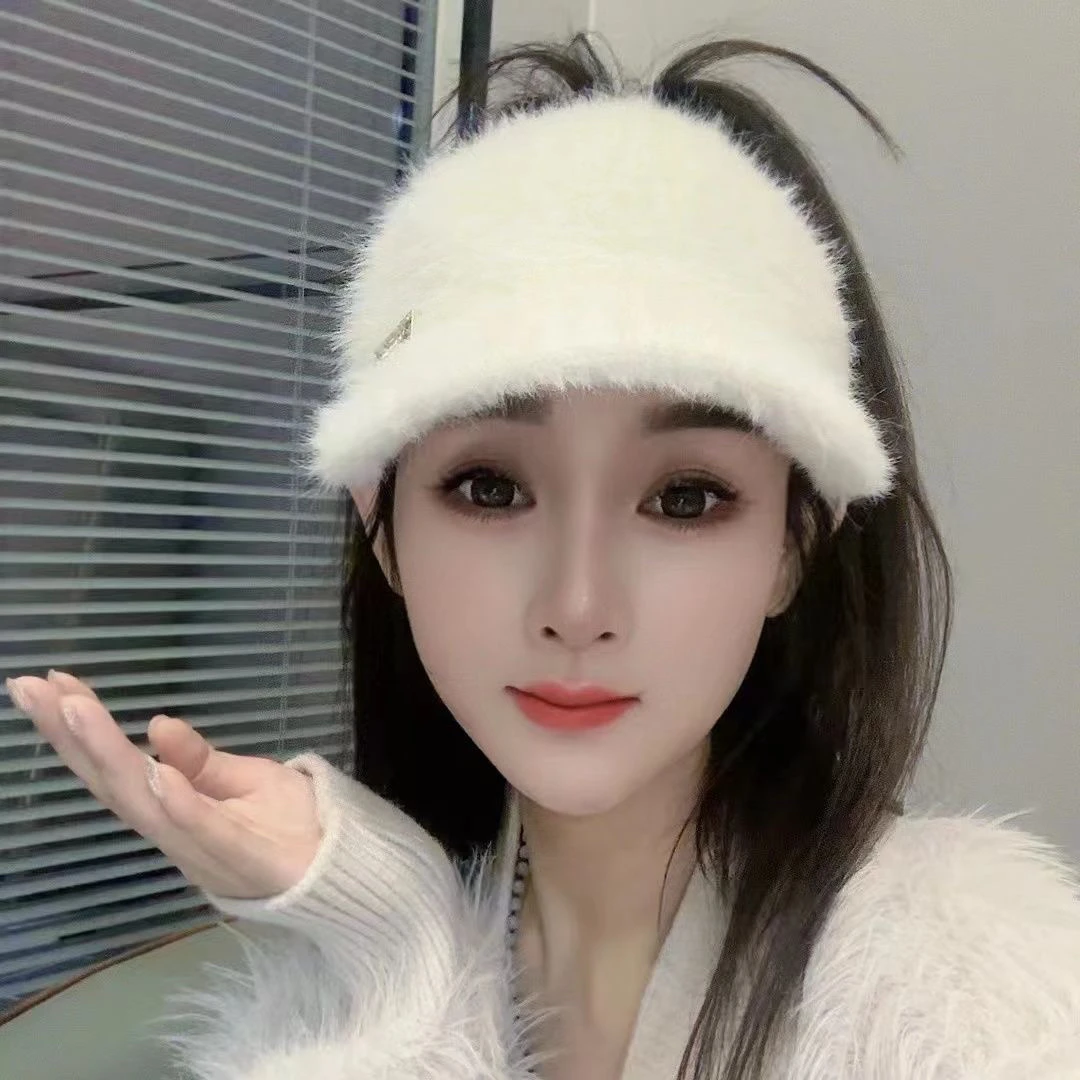 春季新款女秋冬时尚百搭毛绒空顶鸭舌帽可扎马尾户外运动洋气保暖