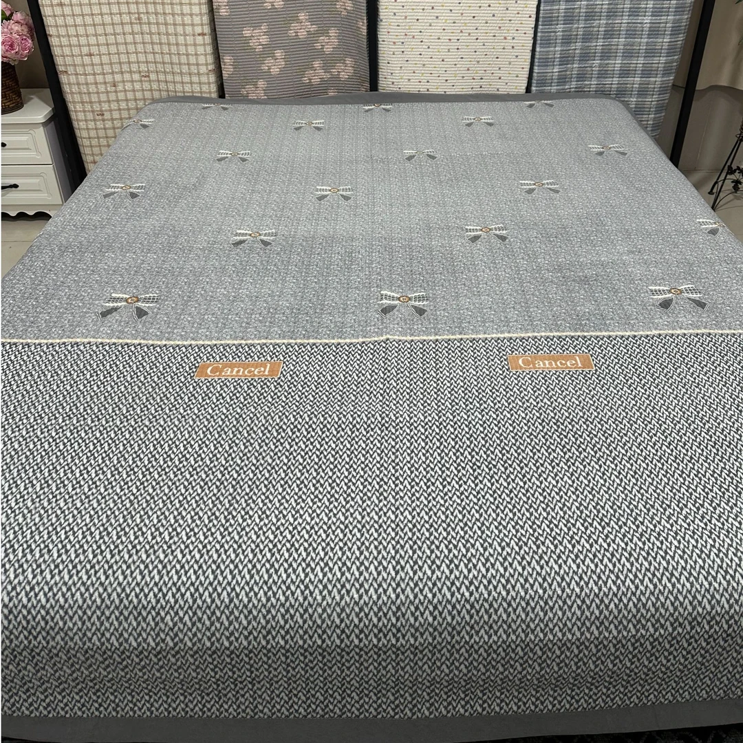 【加绒灰色蝴蝶结】A类牛奶绒加厚床盖 亲肤柔软透气 可机洗