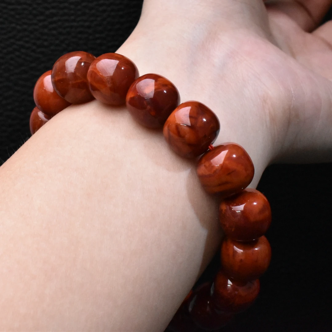 【一九珠宝】卡14mm南红牛血火焰老型手串-多样性发一件  YJ8125-6