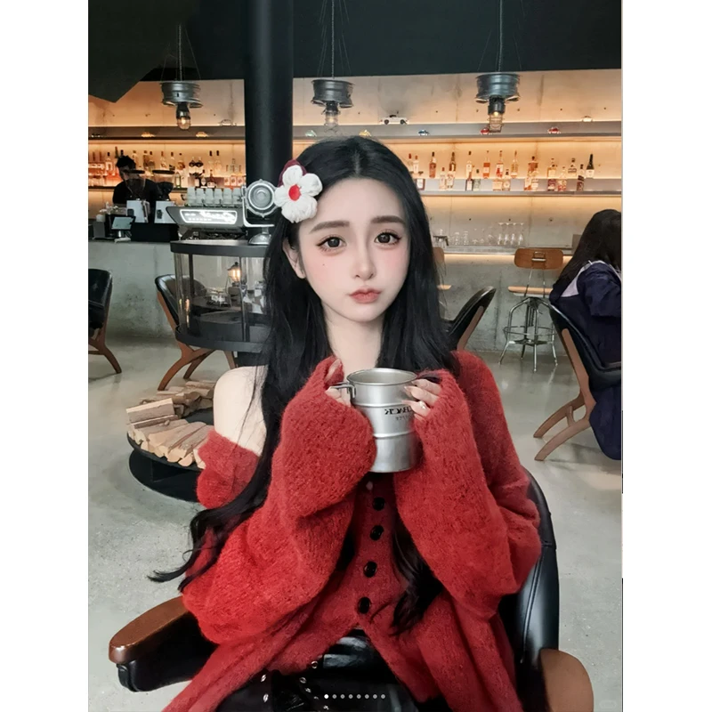 慵懒高级感红色毛衣外套秋冬针织衫开衫上衣内搭抹胸背心时尚套装