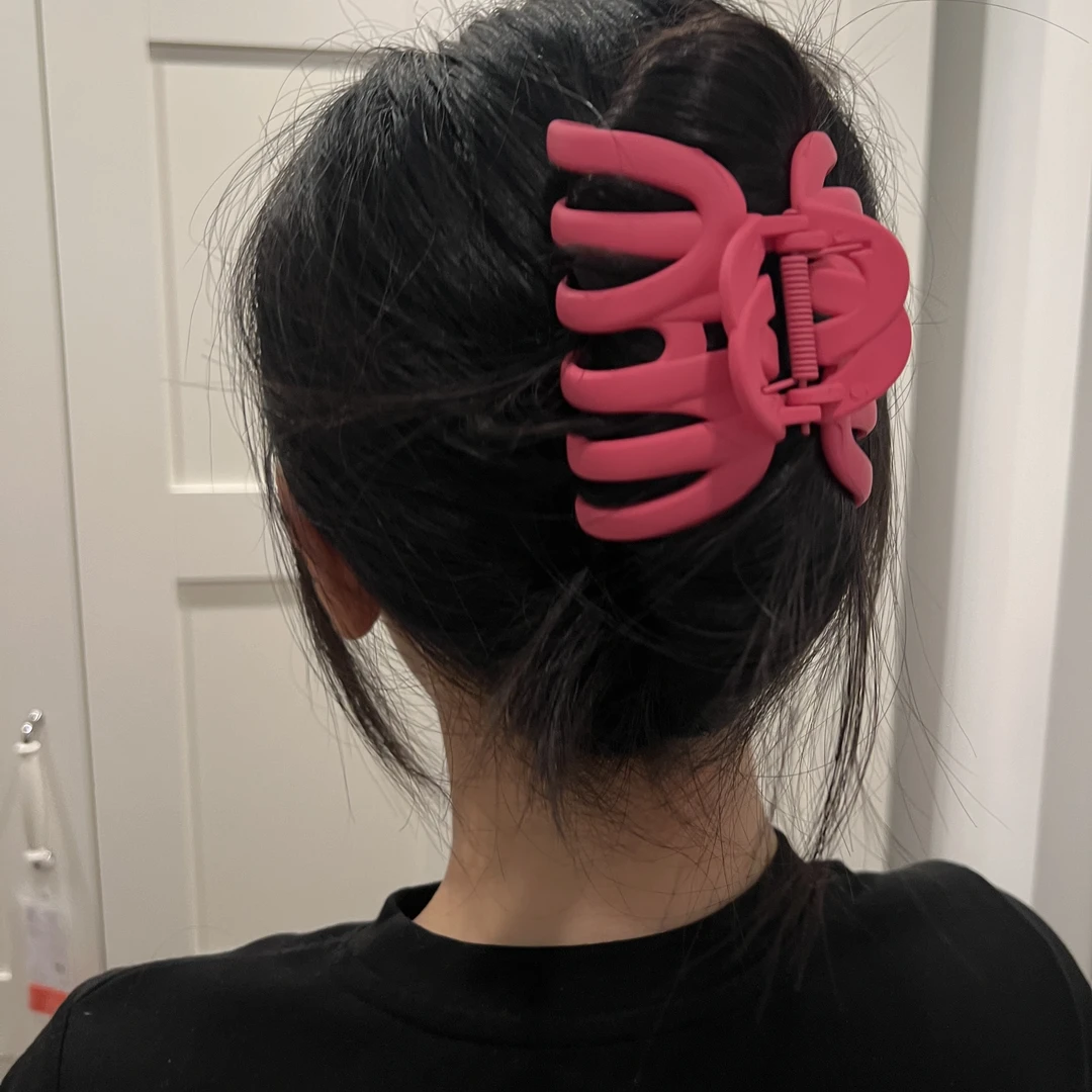 网红松弛感慵懒风气质复古时尚大号简约发夹磨砂抓夹百搭鲨鱼夹