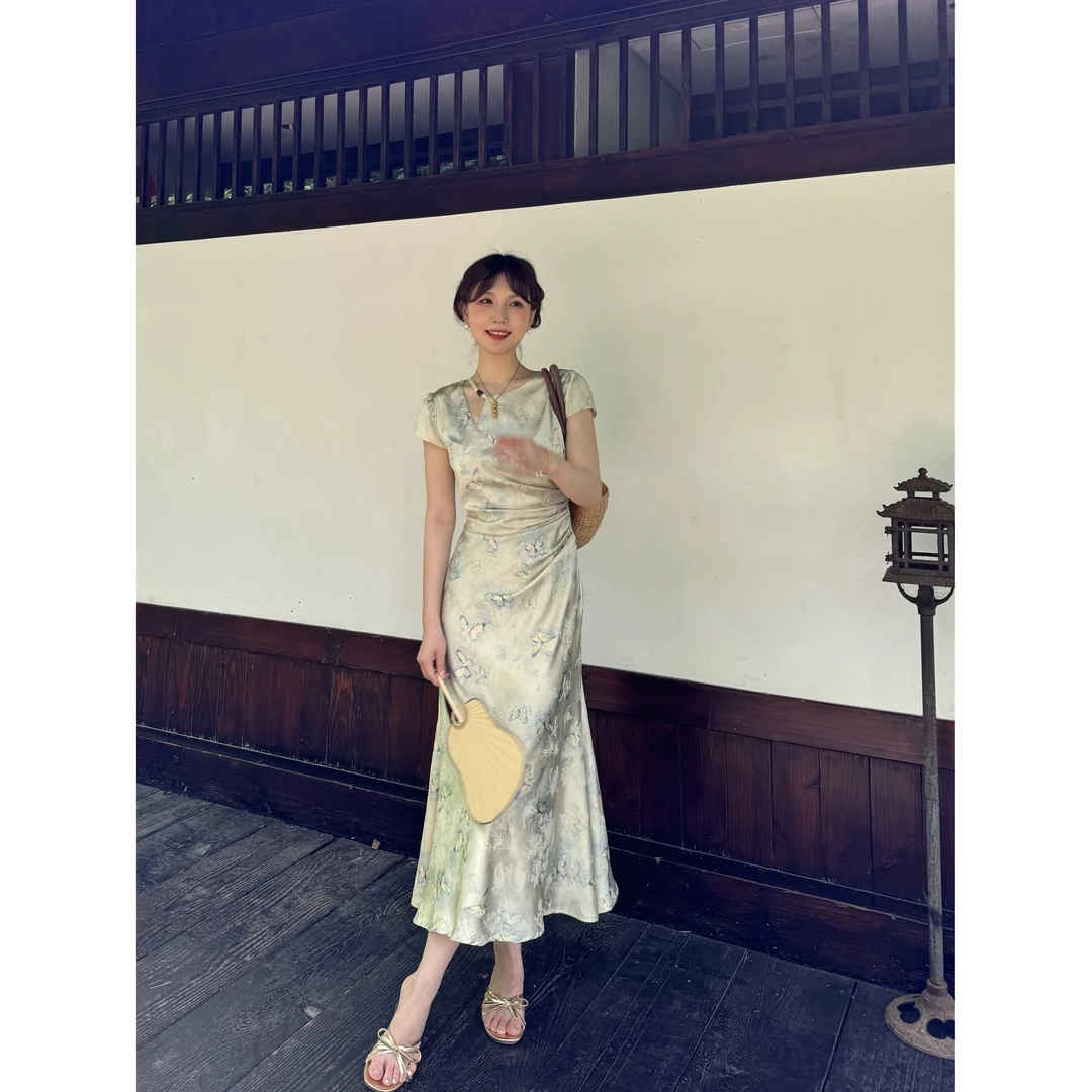 蕾英俊-扶光留影-夏季新款复古蓝色提花新中式连衣裙-JF4873