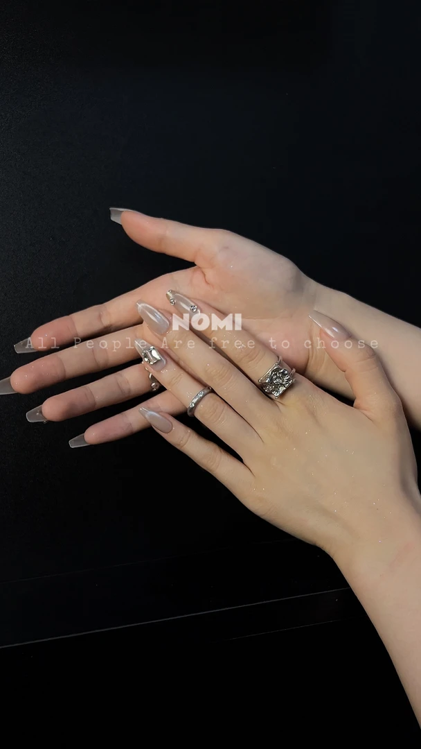 『维纳斯之夜』NOMI高定爆闪猫眼带钻穿戴甲个性显白新款长梯爆款