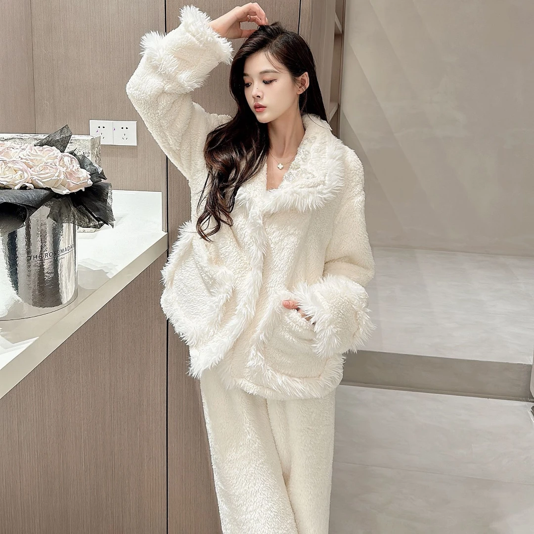 冬季睡衣女加厚加绒保暖法兰绒白色长毛绒公主高级感钉珠家居服女