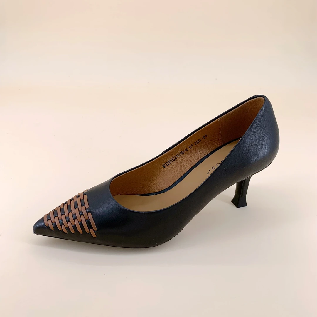 正常尺码 时尚女鞋  W32BYG21016-301