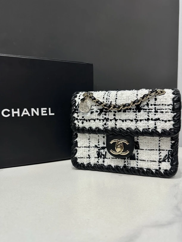 99新 Chanel/香奈儿 22C毛呢编织金币豆腐包芯片19cm/JJ04022241