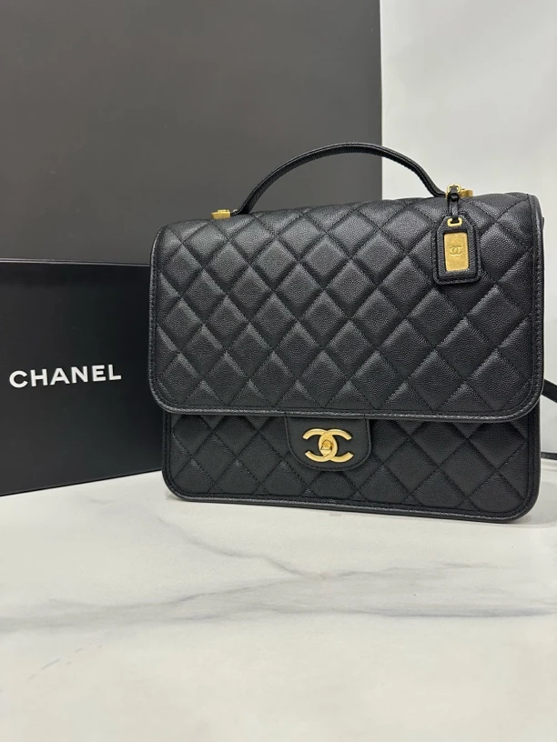 99新 Chanel/香奈儿 22K荔枝纹双肩包芯片31cm/JJ04101007