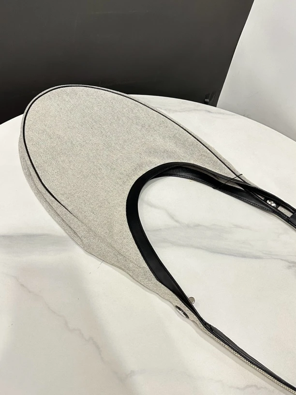 95新 Hermes/爱马仕 中古hobo包26cm/0014071416