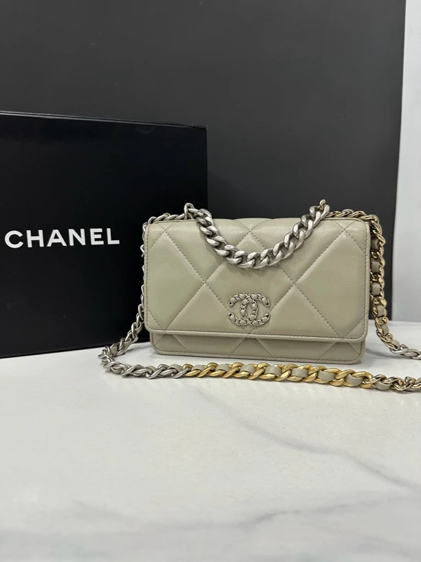 95新 Chanel/香奈儿 19bag woc包芯片19cm/0484082108