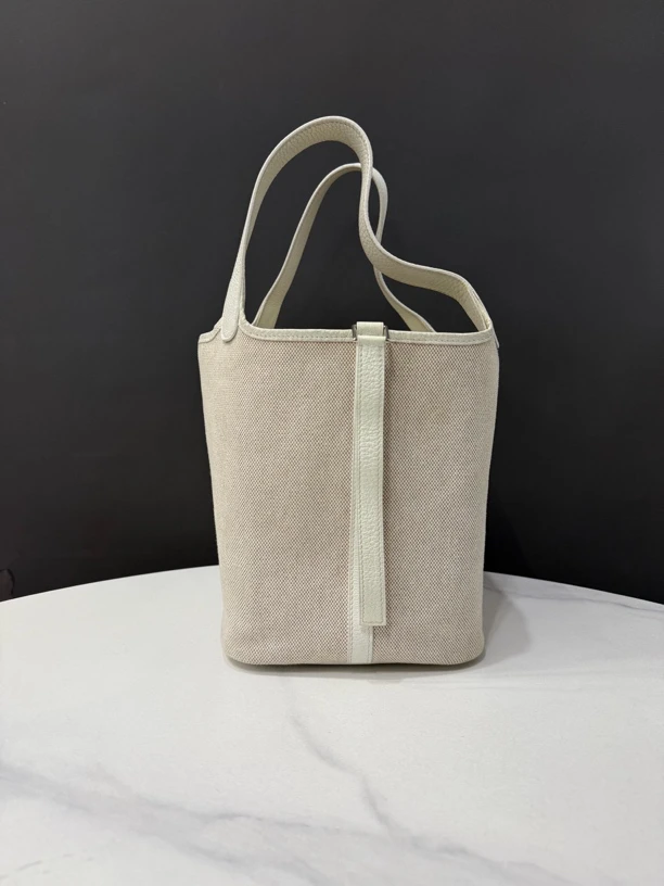 95新 Hermes/爱马仕 帆布22菜篮子框H刻/HK40401207