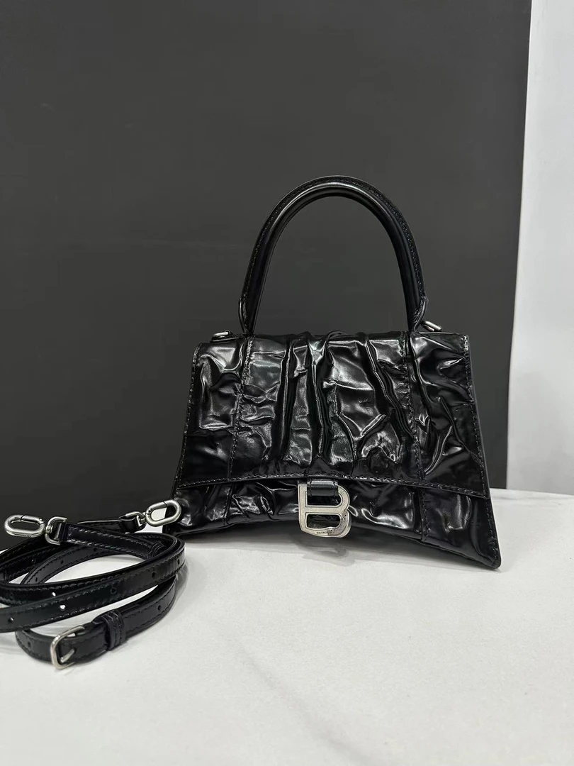 95新 Balenciaga/巴黎世家 褶皱23bb soft沙漏包23cm/JJ04072307