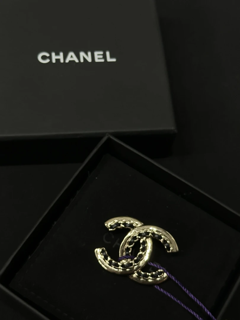 95新 Chanel/香奈儿 22P皮穿双C胸针/JJ4070505
