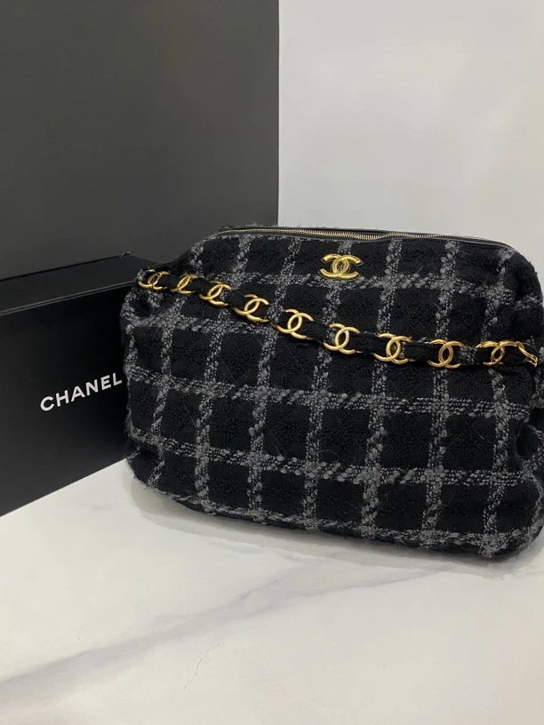 99新 Chanel/香奈儿 22K毛呢hobo maxi 芯片40cm/JJ4100402