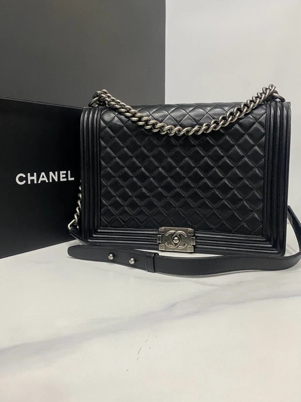 95新 Chanel/香奈儿 黑银Leboy包/16开30Cm/0034081902