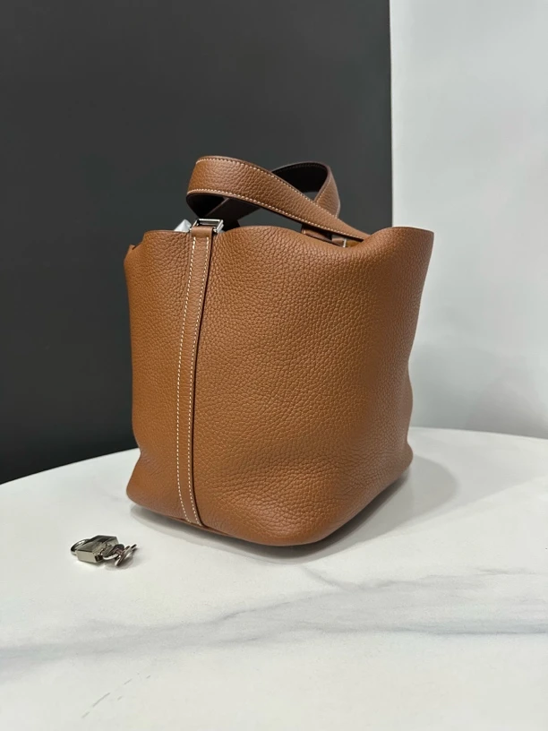 95新 Hermes/爱马仕 金棕菜篮子Y刻22cm/17618922