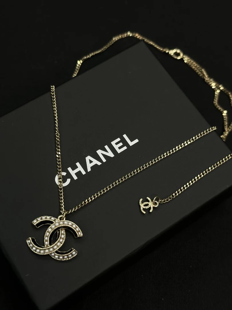 95新 Chanel/香奈儿 19S珍珠双C项链/0114093008