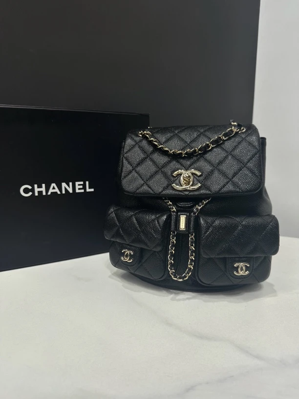 95新 Chanel/香奈儿 duma双肩包芯片20cm/0484070131