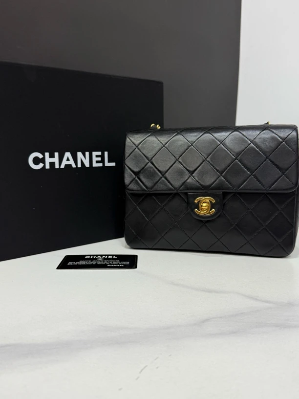 95新 Chanel/香奈儿 中古黑金方胖子1开卡20cm/HK41601116