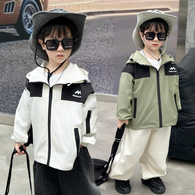 男童春款拼色外套儿童洋气韩版春秋款上衣男孩帅气防风防水外套