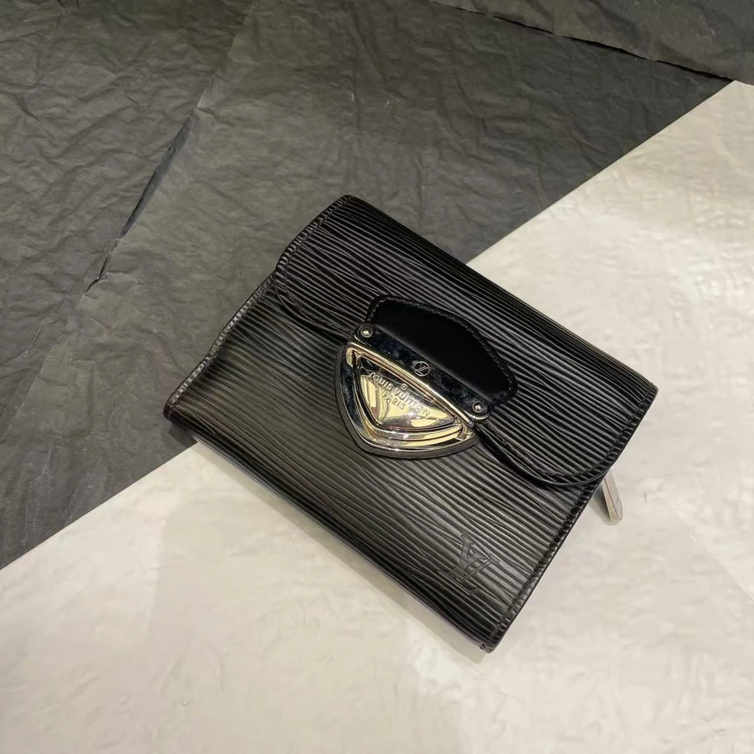 95新 LouisVuitton/路易威登 【小考拉】LV 老黑银水波纹钱包