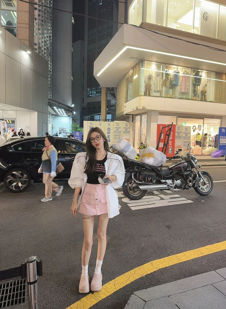 米娜家【夏日初恋感】泡菜定制款高腰时尚小众粉色裙裤