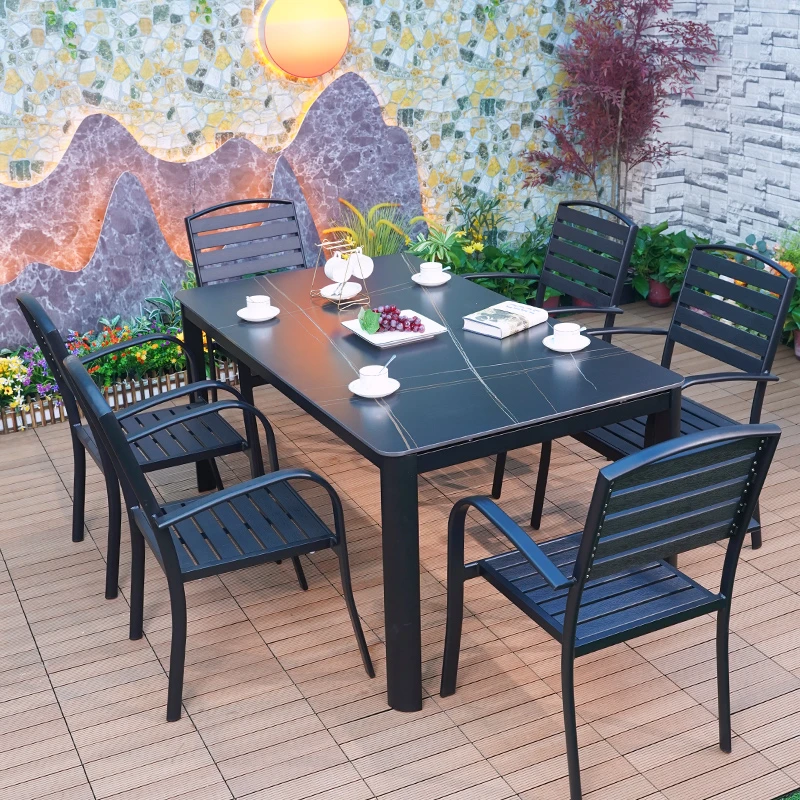 绿水雅客户外桌椅庭院室外露台套装休闲塑木岩板防雨防晒桌椅