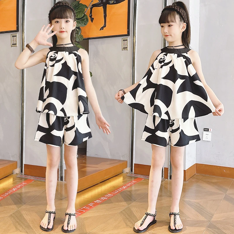 女童夏季山茶花挂脖套装2024新品女孩洋气碎花裙五分短裤两件套