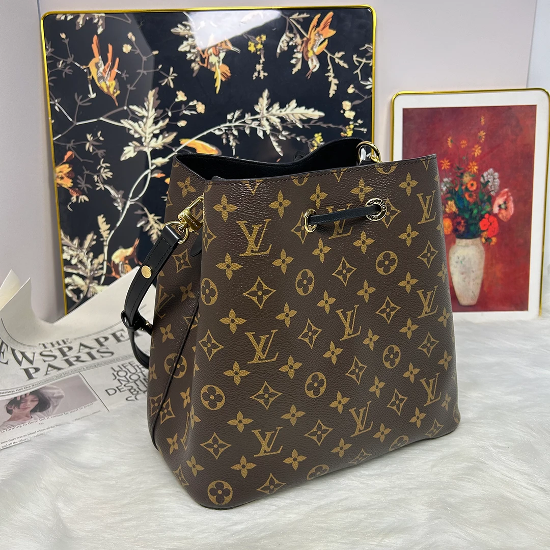 99新 LouisVuitton/路易威登 老花NEO水桶 LV黑水桶 红水桶