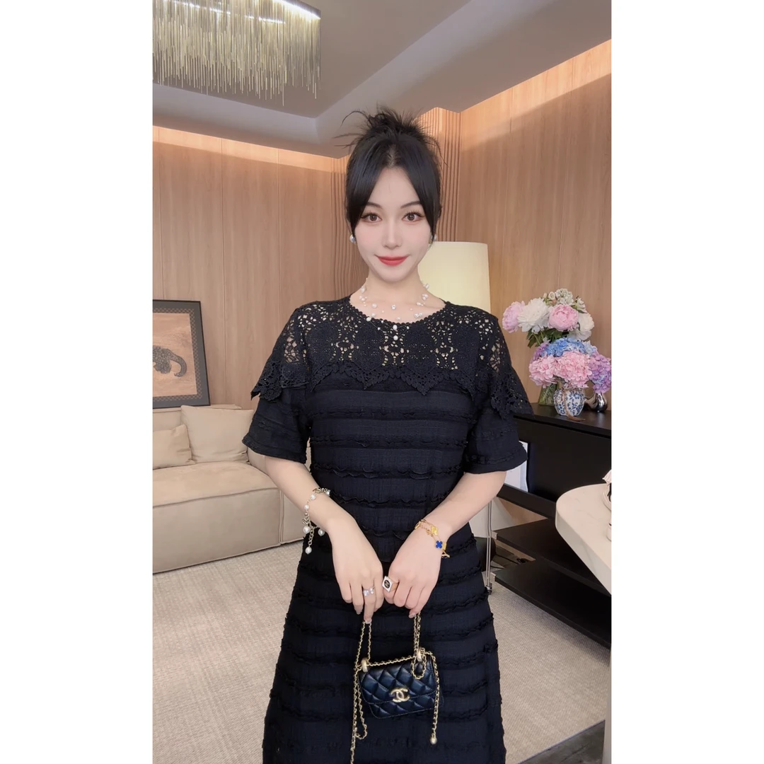 6656鱼鱼严选高级感超好看蕾丝连衣裙女夏季新款气质时尚显瘦