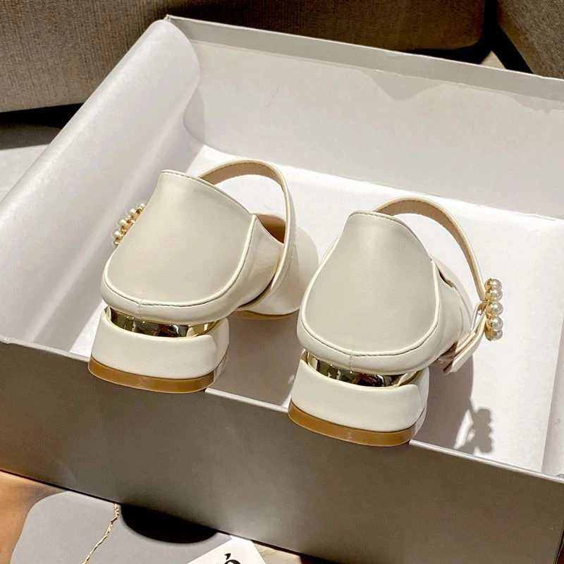 浅口单鞋女粗跟2023春季新款爆款中跟一字扣带方头女款百搭小皮鞋