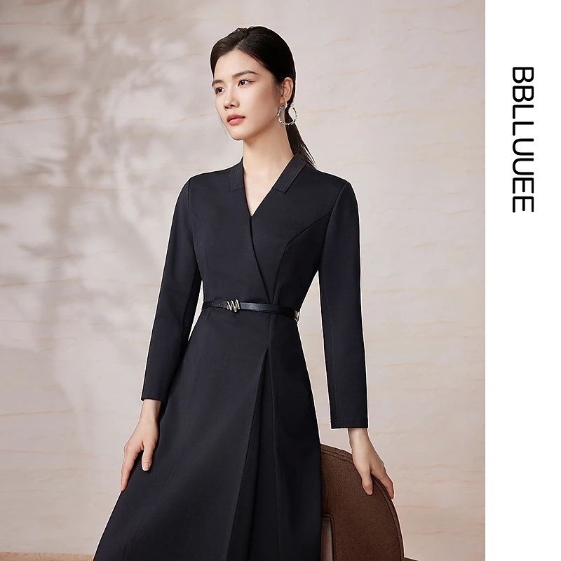 【晨晨精选】【通勤针织小黑裙】粉蓝衣橱2024秋冬装V领礼服