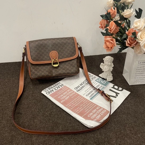 95新 Celine/思琳 Celine 斜挎包