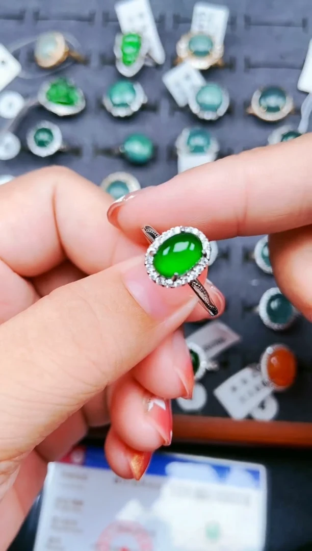 【闪购商品】翡翠戒指银S925镶嵌11111111