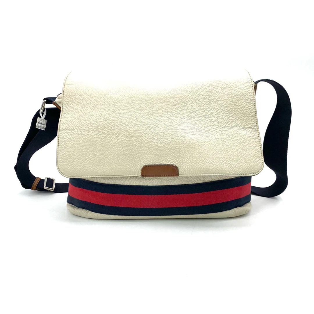 95新 GUCCI/古驰 白色全皮翻盖邮差包 尺寸36/26