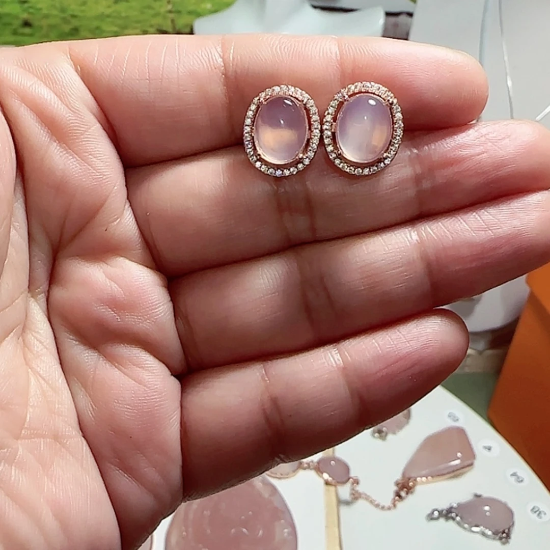 【闪购商品】石英质玉粉玛瑙耳钉合金?****?