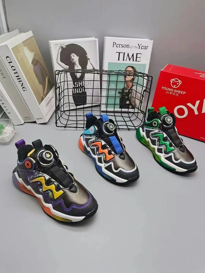 新款二棉运动皮面纽扣童鞋儿童时尚百搭透气厚底皮面男童潮鞋