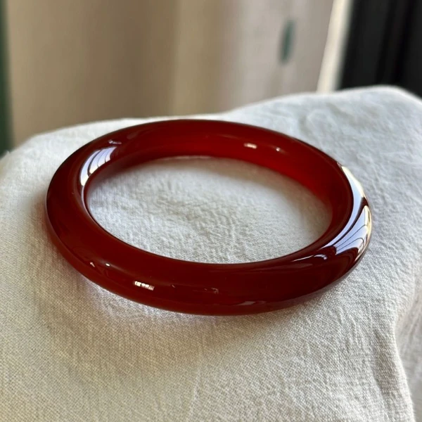天然正品A货红玛瑙真品赤玉镯玉髓车厘子红玉石女手镯送天然玉镯