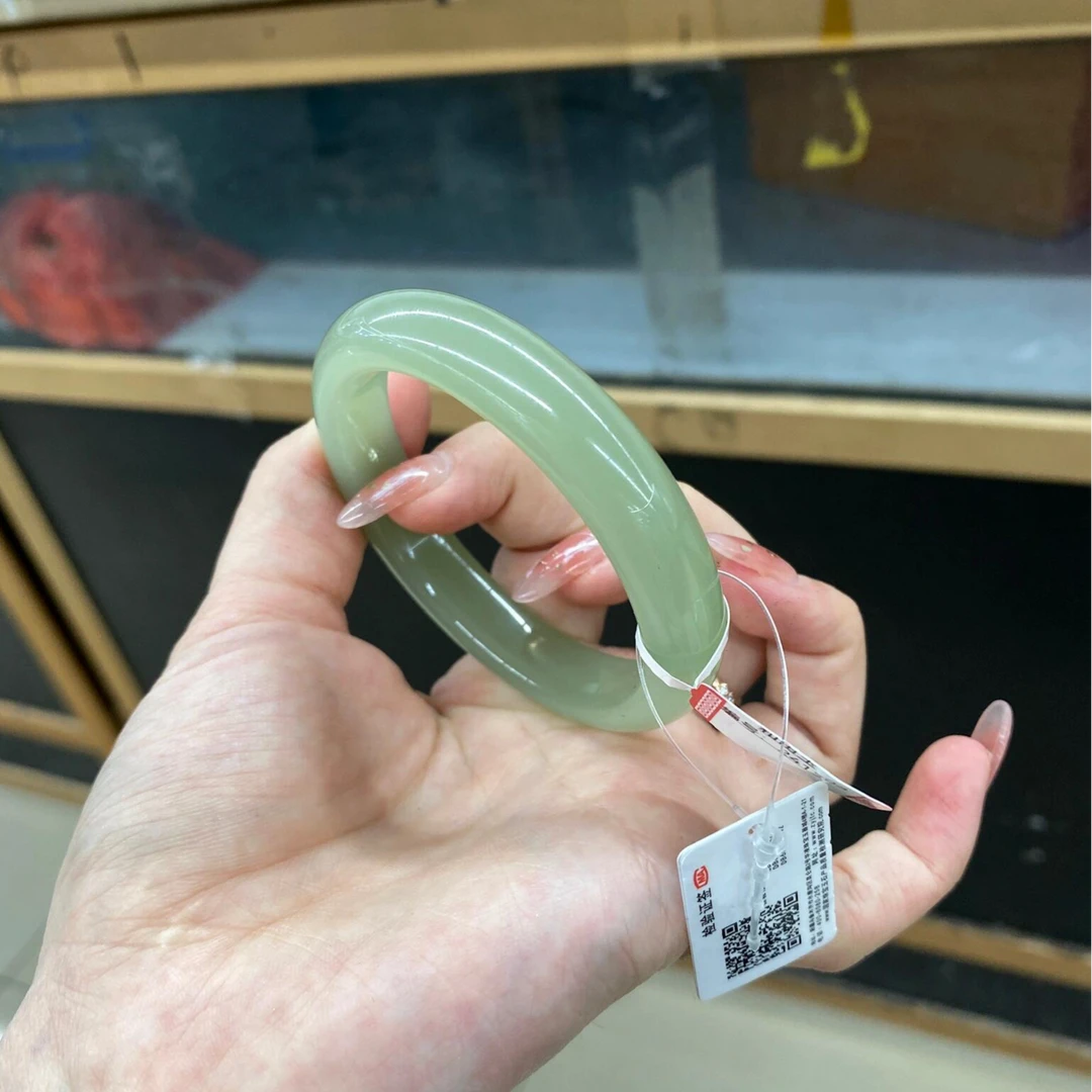 正品天然晴水绿玛瑙玉髓手镯女款气质百搭送女友礼物多样性发一