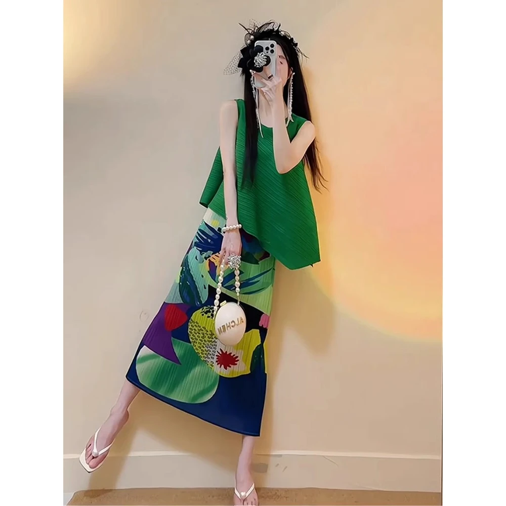 今年流行欧货时尚洋气宽松显瘦褶皱绿色上衣慵懒松弛感小众不撞款