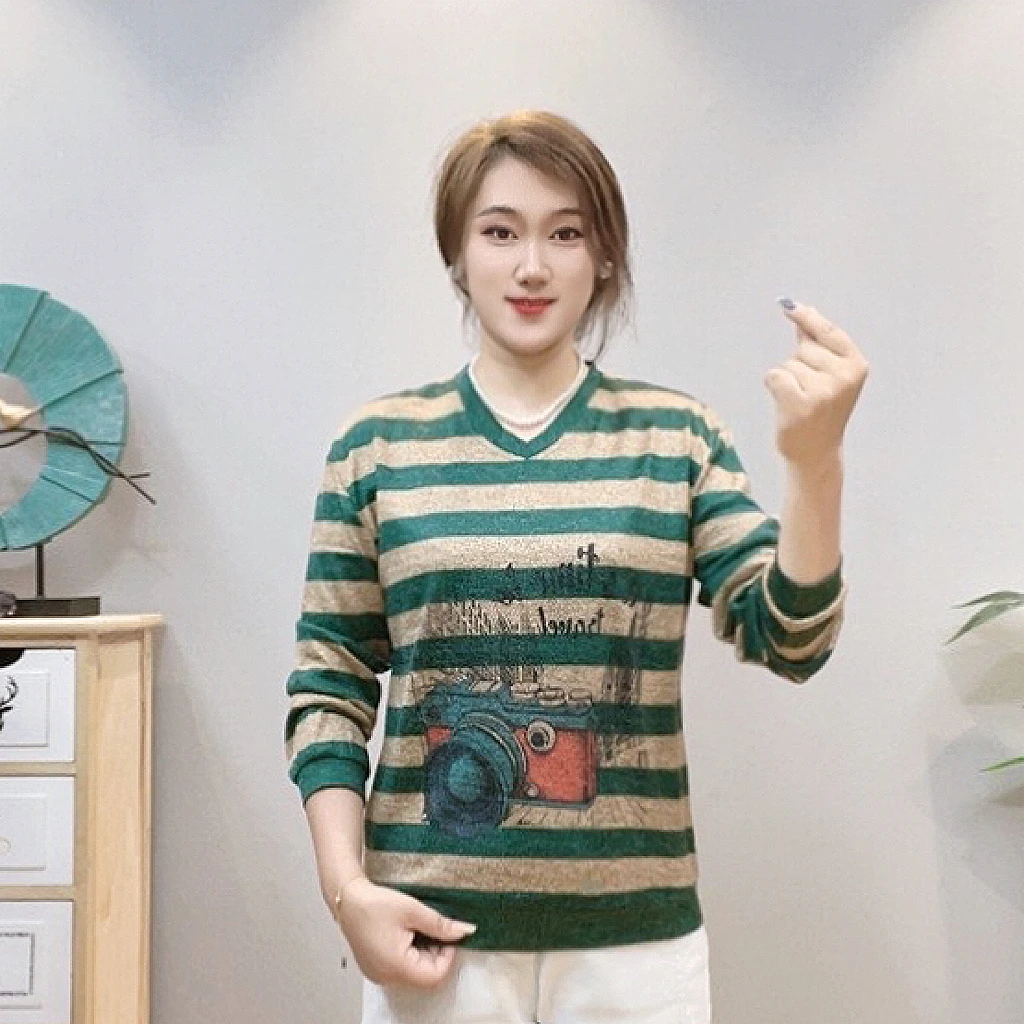 秋季新款时尚中年妈妈装时尚V领条纹涂鸦烫钻显瘦百搭长袖小衫女