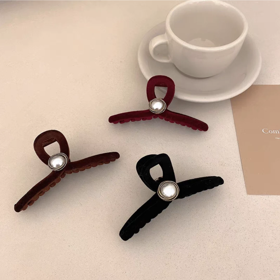 秋冬优雅气质丝绒抓夹新款发夹女后脑勺鲨鱼夹发量少头饰发饰