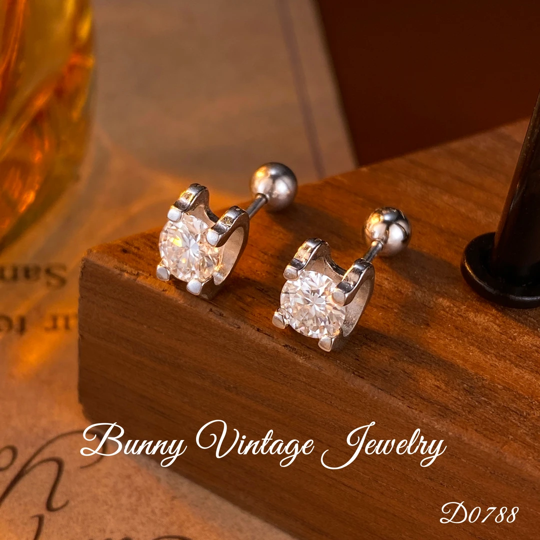 925银莫桑石耳饰 D0788 英★【永恒之心】秋冬ALUONI 爱洛尼耳钉