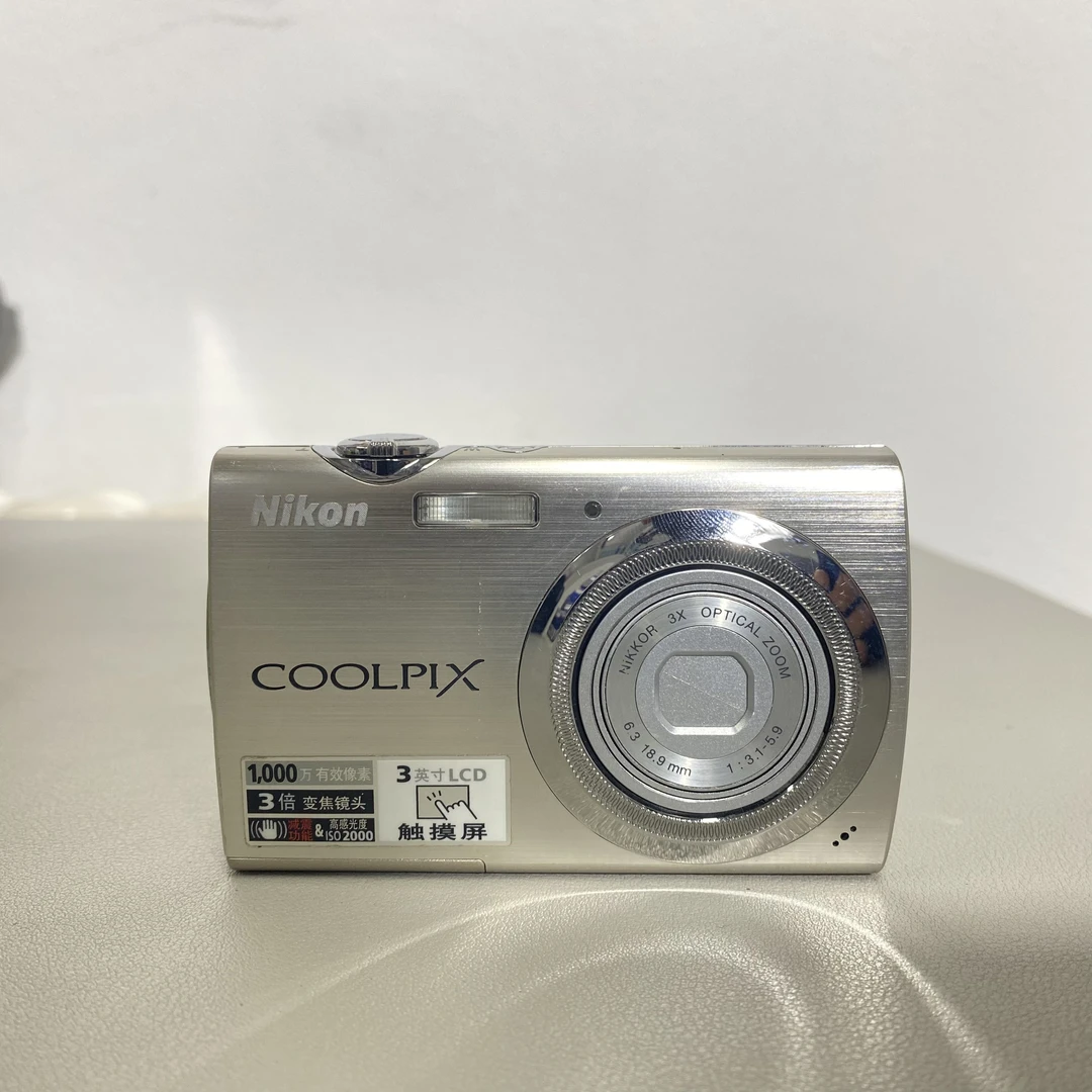 9新 Nikon/尼康 尼康s230 1000万像素 触摸屏幕 拍下no退no换