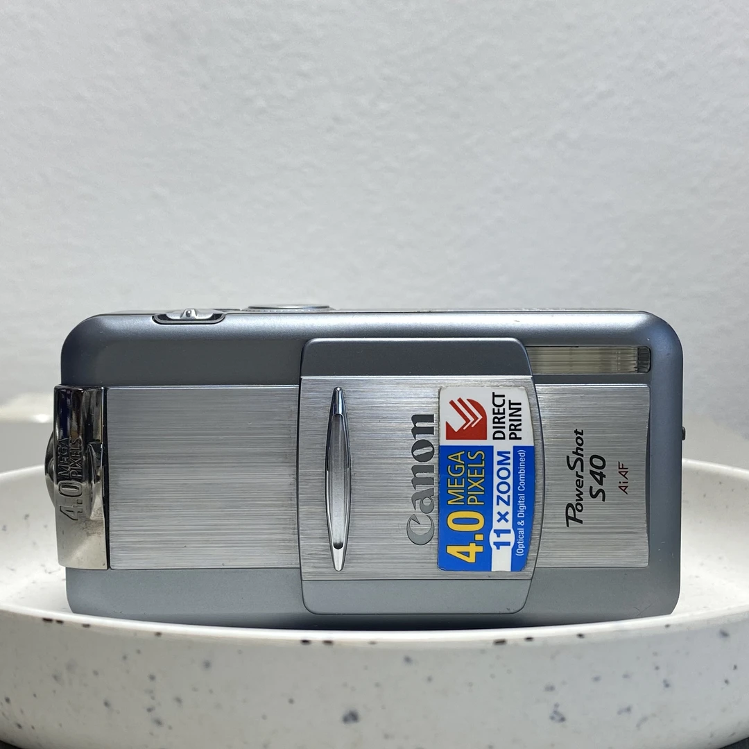 9新 Canon/佳能 佳能S40 读卡器自备400万像素冷白皮