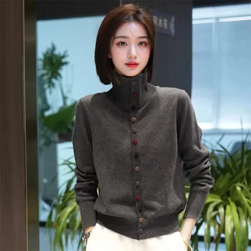 高领彩扣针织衫女秋冬时尚高端设计毛衣小衫时尚套头宽松百搭外套