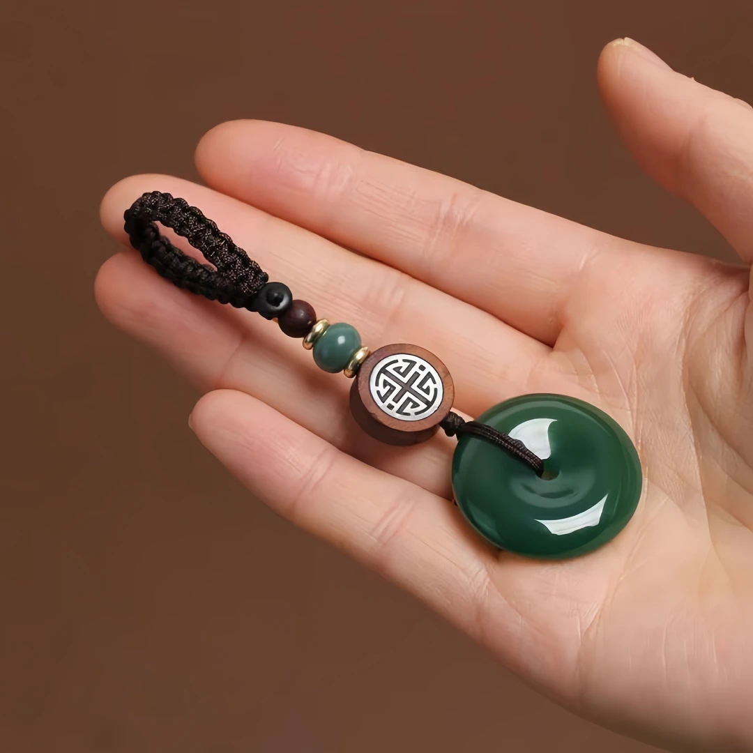 2025年新款高档汽车钥匙扣挂件男女士手工创意复古平安钥匙挂饰品