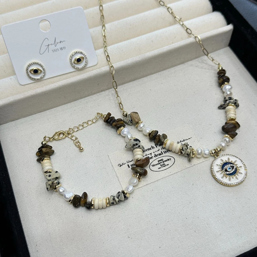 铜合金亚克力项链  GULUM 151 个性小众款项链轻奢时尚坠链精致