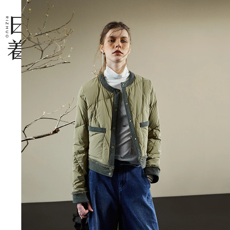 日着原创女装2025冬季新款小香风保暖复古风通勤羽绒服RB3114Y2